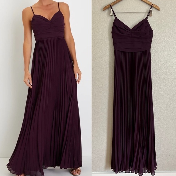 NWOT Sensational Charmer Purple Pleated Sleeveless Maxi Dress - Picture 1 of 8